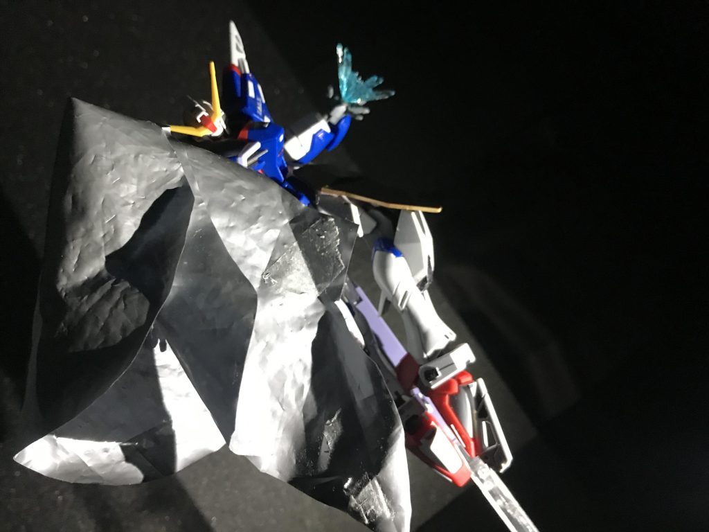 こちらの作品はディスティニーです、※SEEDシリーズに登場するでデスティニーではありません