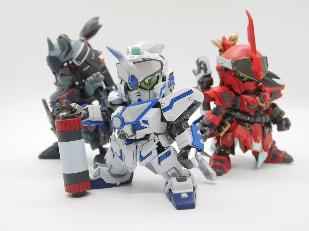 自来也頑駄無、隠密大蛇丸、くノ一綱手の三竦み揃い踏みです。やっと三人揃いました。