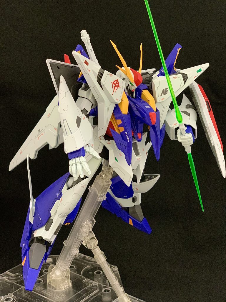 ビームサーベルもかっこいいですね。