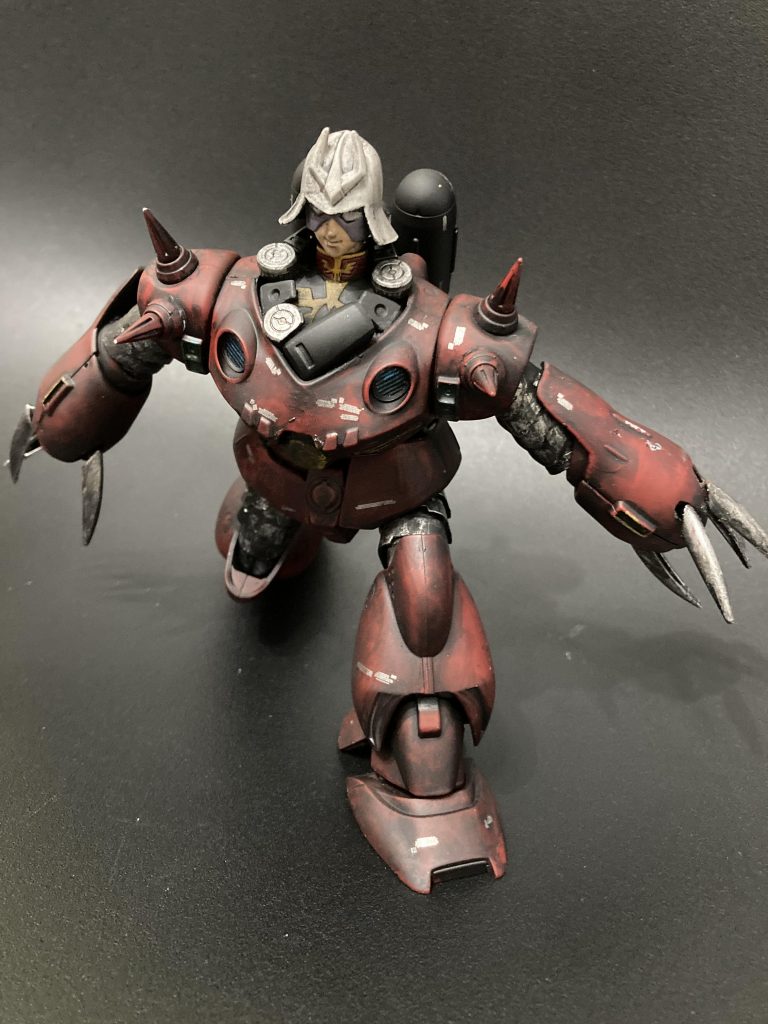 大佐、今日からズゴックスーツを着けて出撃なさってください…うむ、ララァが言うのならな…