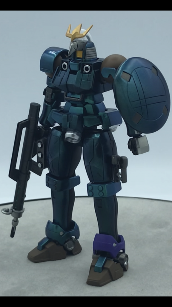 リーオーヴォラーレオペレーションメテオ発動後に開発された強化型リーオー。5機のガンダムと同じく大気圏内にての活動を目的とし、OZ科学者達が基本ステータスの向上を実現させた機体という設定で作成しました。