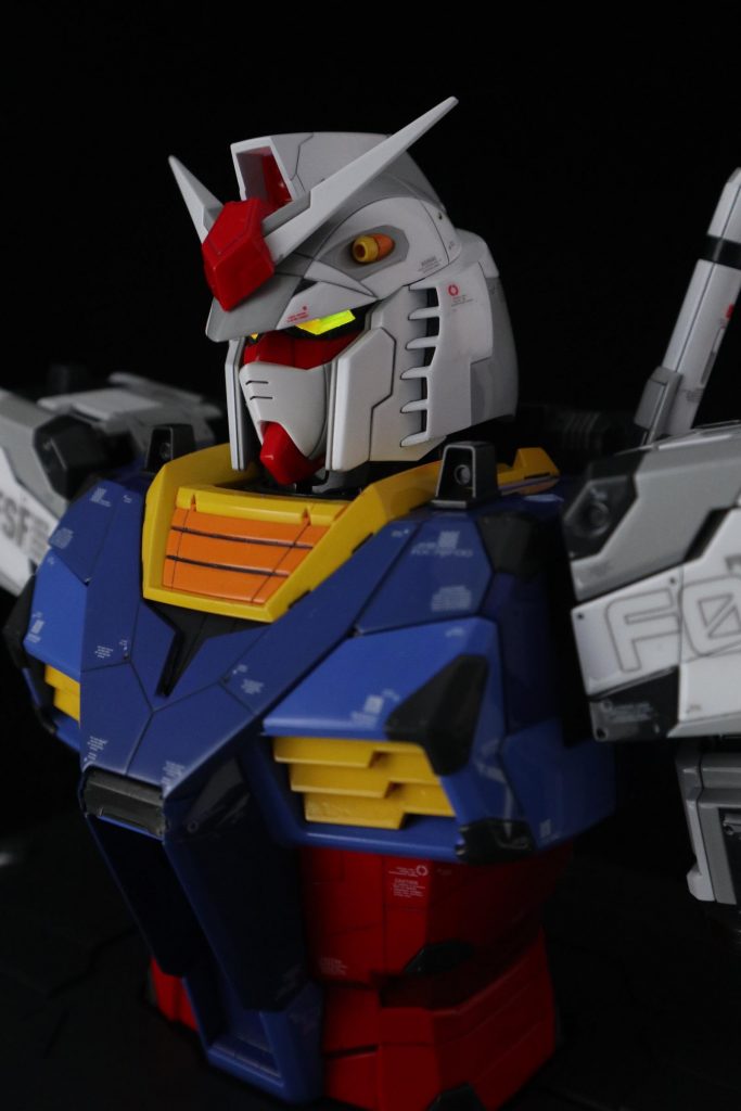 普段使ってる色無し照明。普通ですね。↓ストーリーにあげてる制作など。