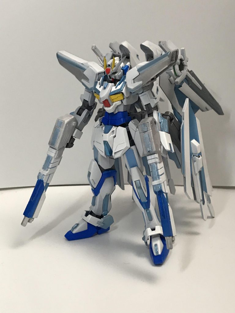 自分における最終系の機体をイメージしてストライクフリーダムやウイングゼロのようなライフル2つ持ちガンダムです！