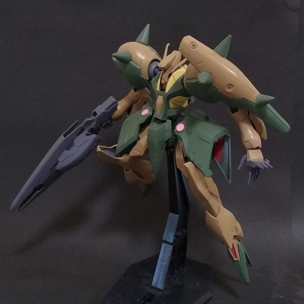 最後にハイブリッド仕様ぽい1枚を。武器はアルスアースリィのものです。最後までご覧頂きありがとうございました!