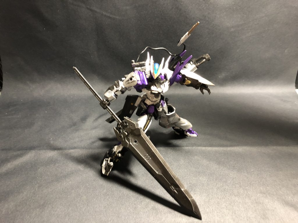 最後にほぼ鉄血のオルフェンズ状態のアストレイロードアストレイ自体かなり鉄血よりなので似合ってますね