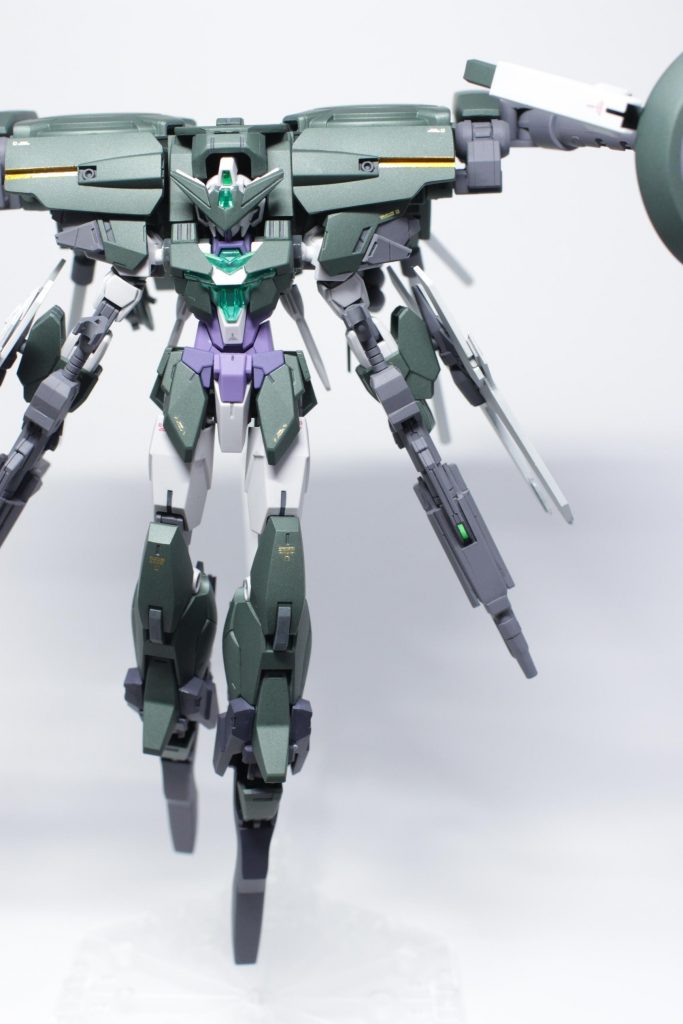 カラーリングは偶然名前の被ったモンハンシリーズの「ブラキウム装備」を参考にしました。