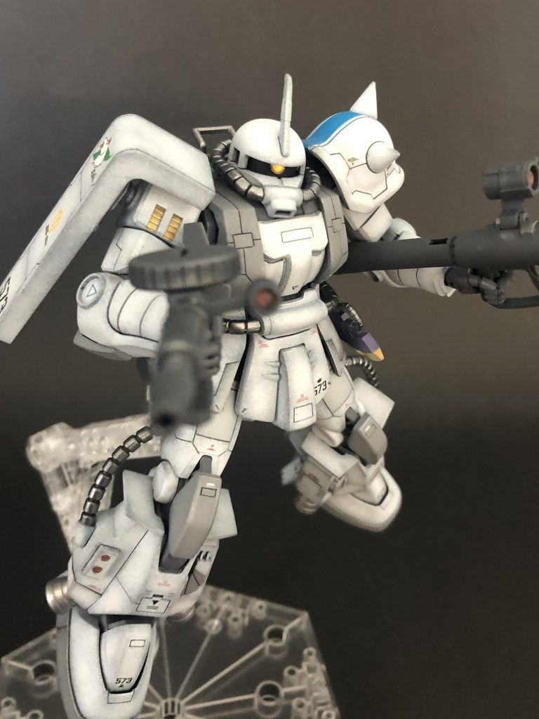 マシンガンとバズーカの両方持ちで。