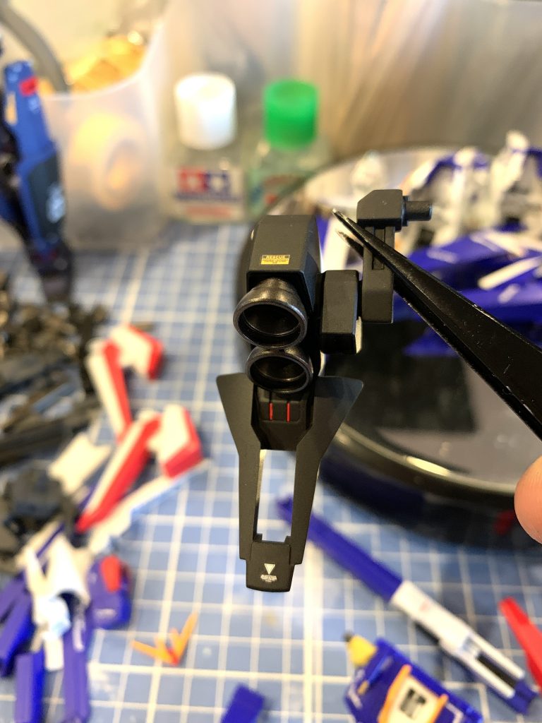 数カ所にレッドポイント追加しております。