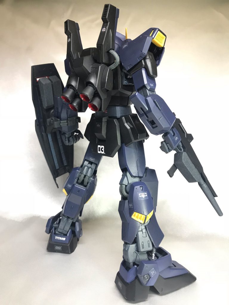 そのお題とは「HG、RG、MG」をそれぞれ一体づつ基本工作してほしいとの事。HGに関しては既に所有してる物があるので、それを持って行くとしてRGとMGは所有しているものの自分の趣味を反映させてしまっているため、今回改めてMk-IIを購入して見本に忠実になるように心がけて作りました✋🏻