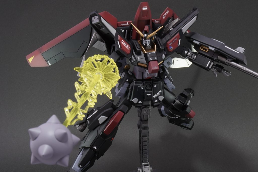 ミョルニルはガンダムハンマーに置き換えたのでトゲが増えてます。ビーム兵器じゃないですがエフェクトパーツ付けると意外とカッコいい。