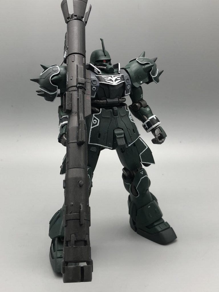 今回はシールに頼らないを目標に行ったため袖の部分とエングレービングの部分は全て塗装してます。個人的には中々大変でした。