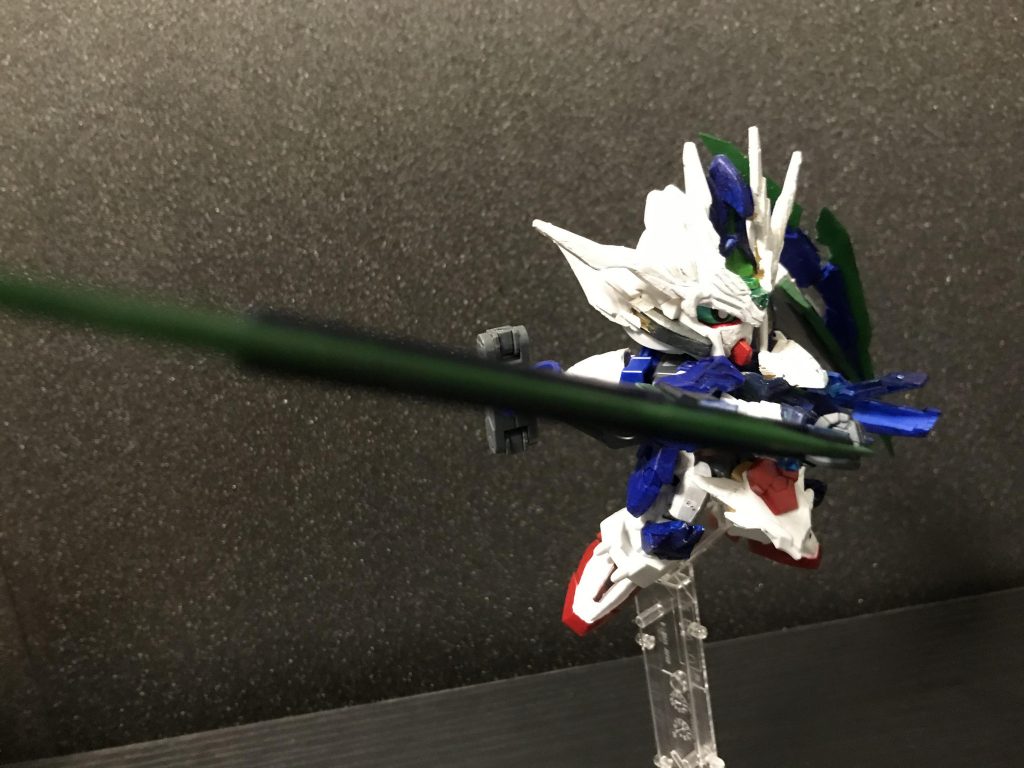 切り!SDはポーズがしにくいのですが、武装で カバーできます!