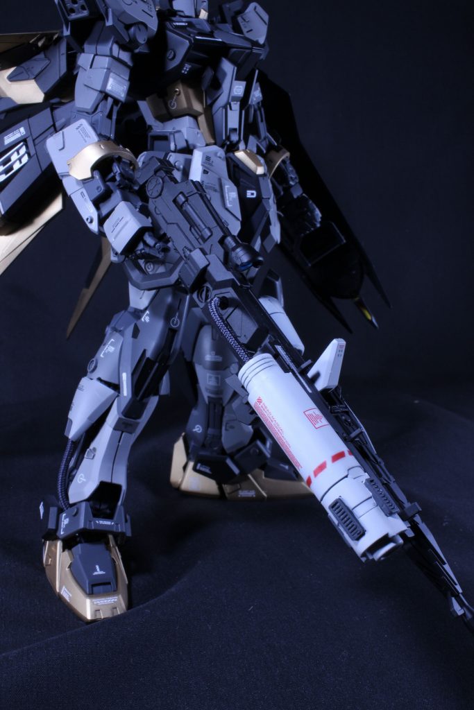 ビームライフルはゴチャゴチャさせました。構造上ストック付けれないのがジレンマですね😓ちなみに保持も容易ですし、見た目より軽いようです