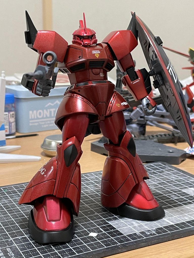 モノアイとビームライフルのガンカメラにHアイズを埋めてみました！