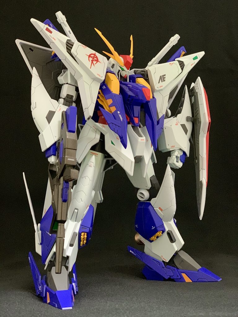 スジ彫り、面出しは丁寧に処理しました。