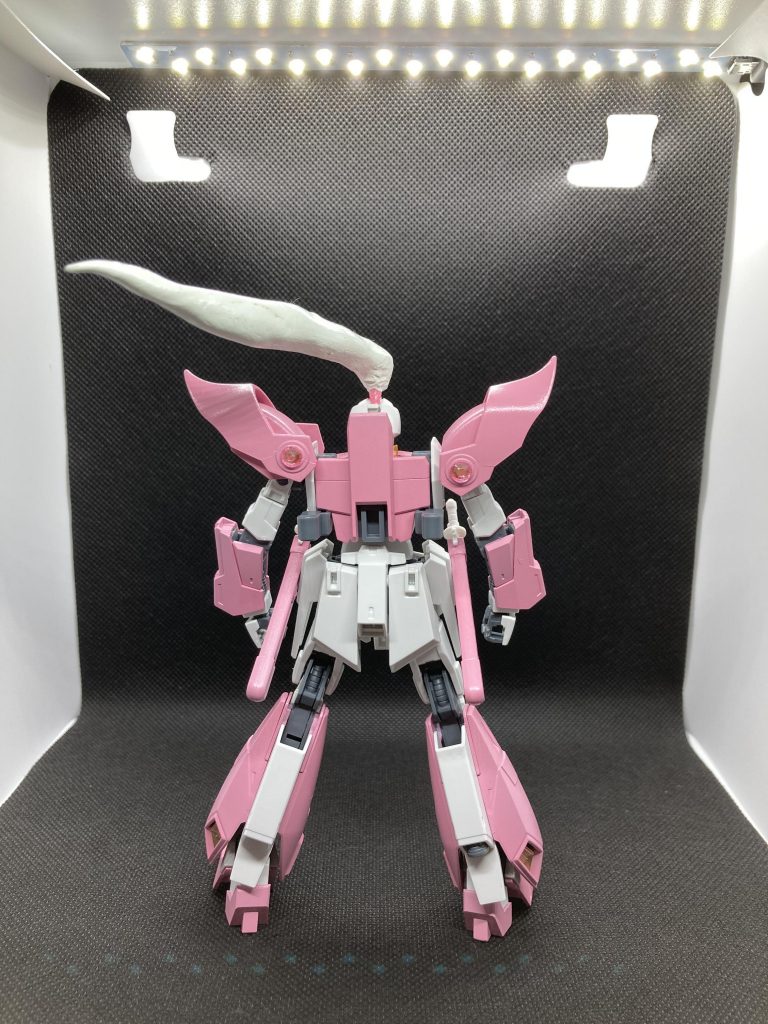 ガンダム桃式–3枚目/制作者：ヒロト