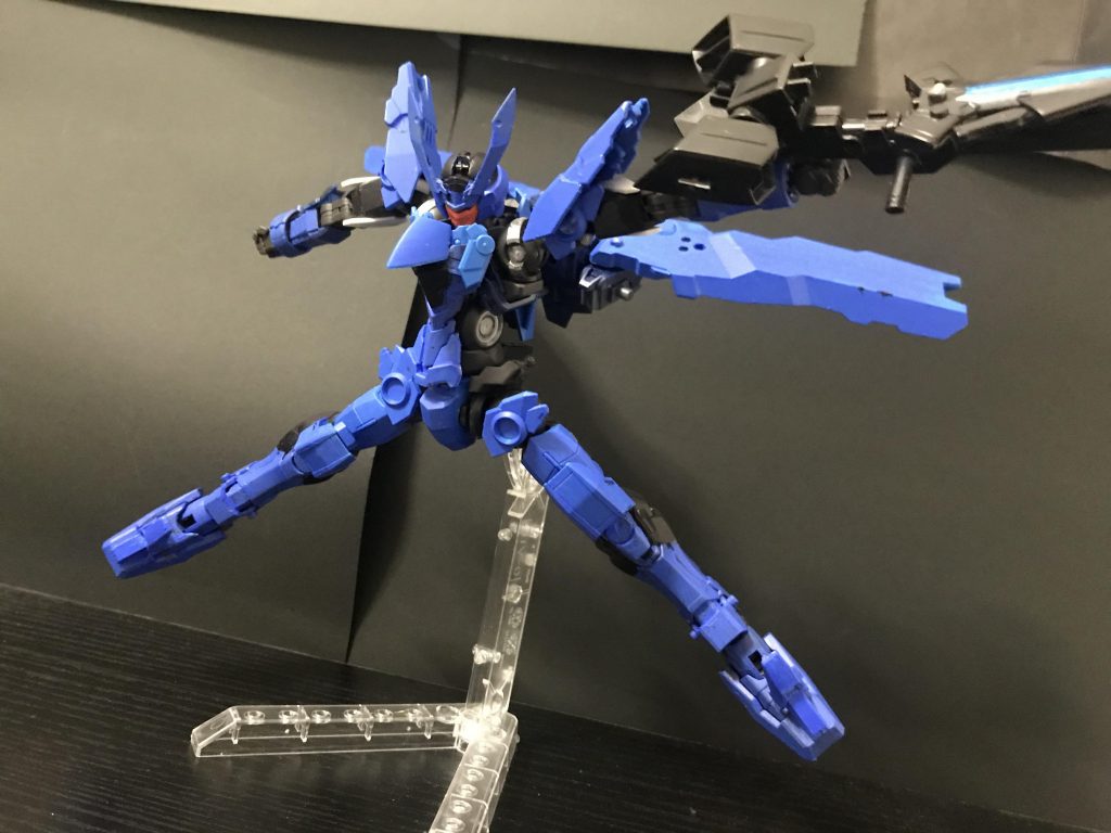 変形!このポーズで思い出したので言いますが、ウアオの制作場!史上一番見られたのはバスターZZ、いいね数が一番多いのがヤークトアルケーでございます!どちらも7/3現在これ編集日ばれた…