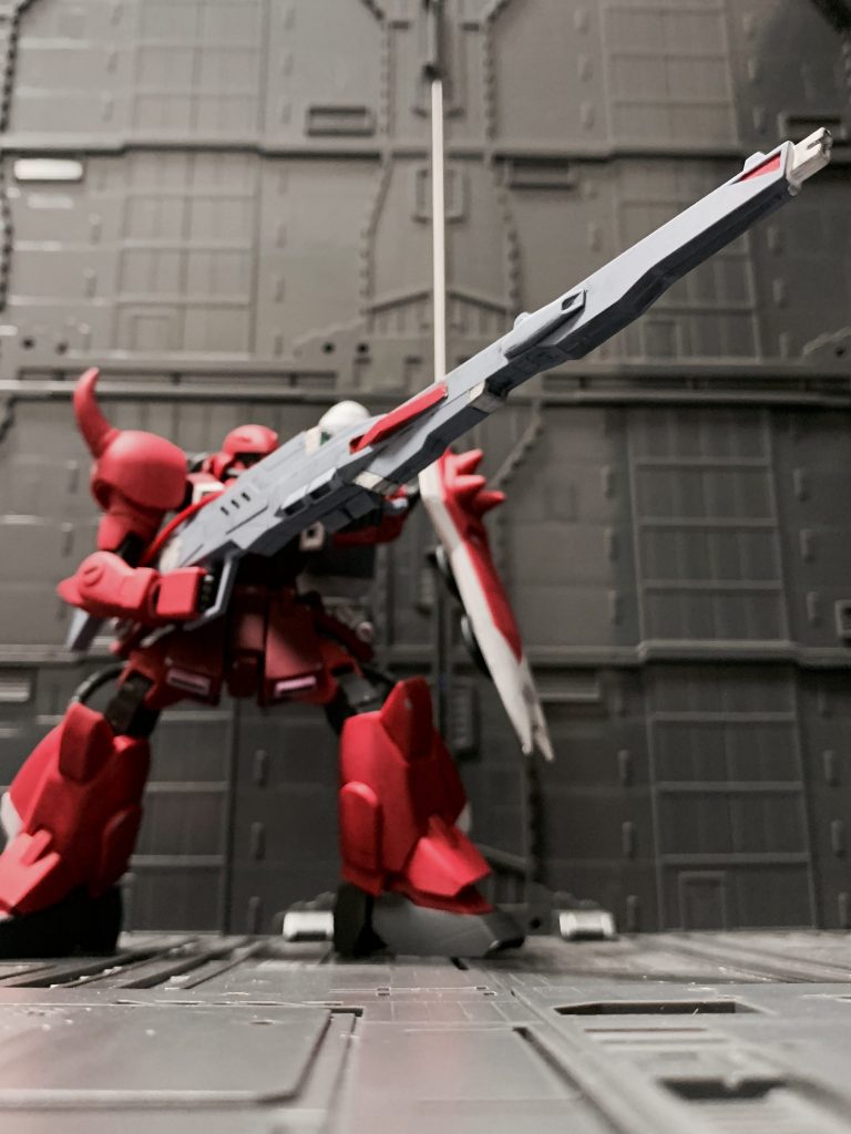 本機の目玉、オルトロス高エネルギー長射程ビーム砲。SEED系の機体武装は固有の名前が付いていて面白いなと思います。