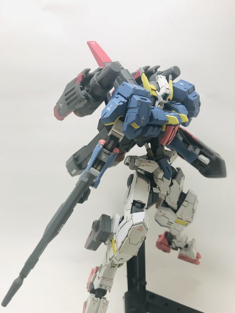 関節が弱っていてあまりポーズをとらせることができませんでした。ポーズとらせるの苦手なので嬉しかったです笑