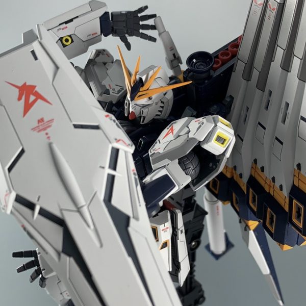 RG νガンダム　ガチ塗り分け