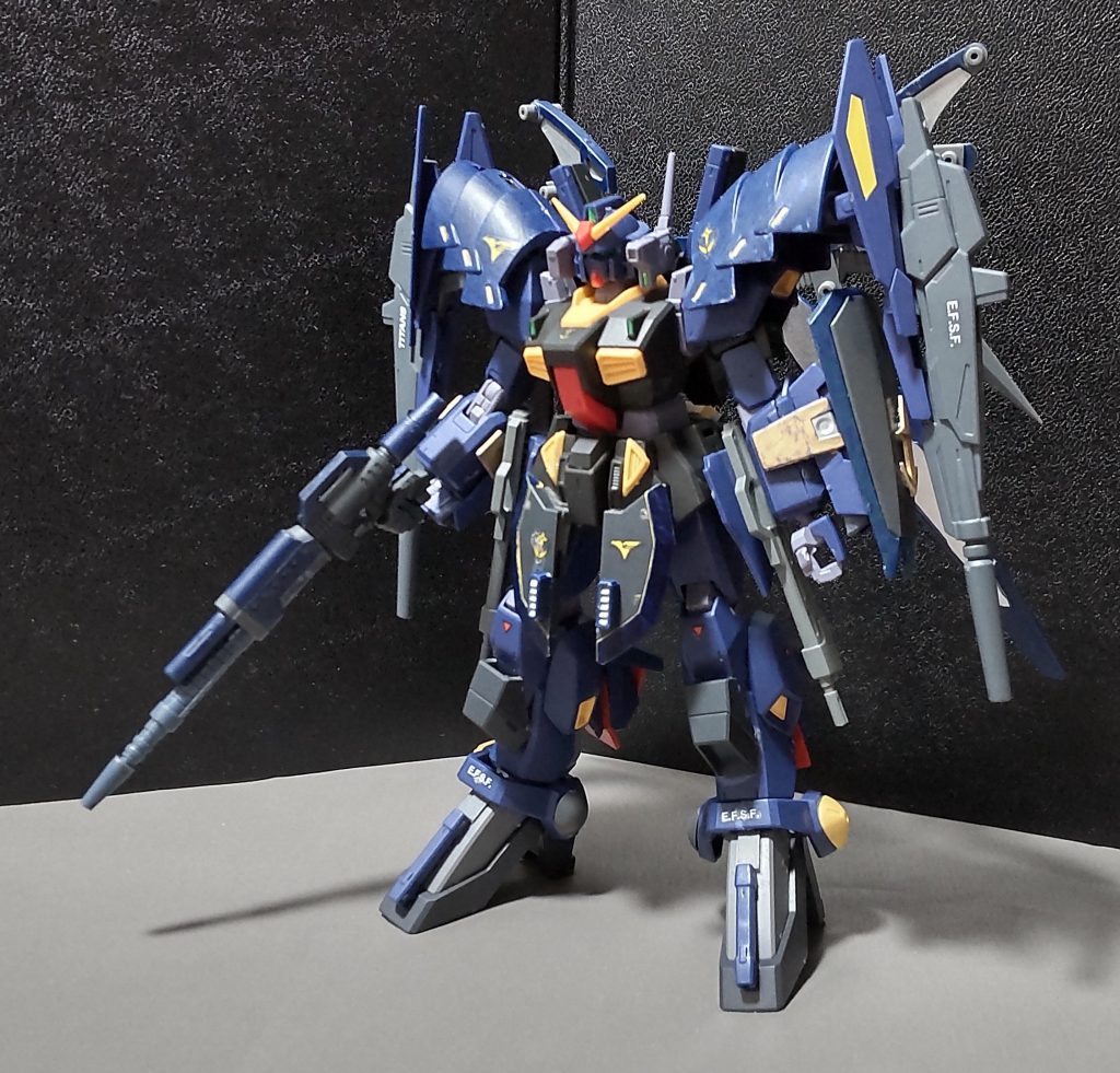 ○妄想設定など「ティターンズは力だ! 力があってこそ全てを制するんだ!」とジェリド・メサが言うように、力に固執しているティターンズを体現しているかのように作り出されたのが本機である。バーザムの装甲を付け足し、武装を増やす事で火力と機動性が向上している。また、この機体には特殊な機能を持たせているが、これを使いこなすには、並の精神力では使いこなせないと言われている。機体名のカーネイジは「大虐殺」という意味を持っている。