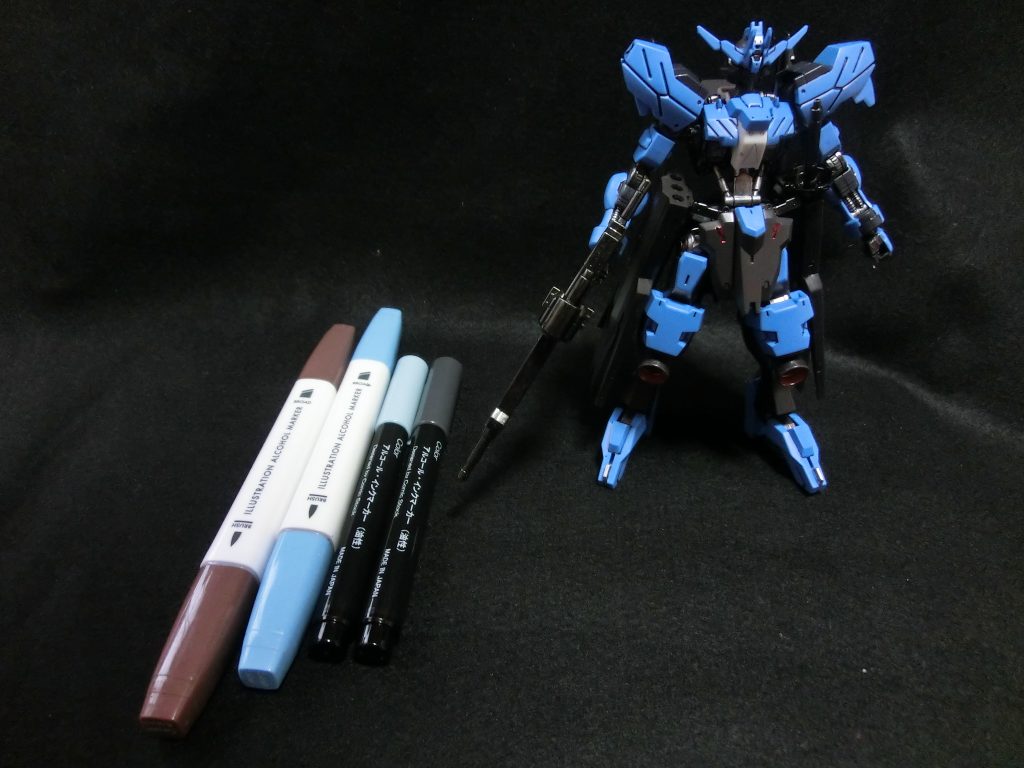 ゲート跡のリタッチに100均のアルコールマーカーを使用しました。