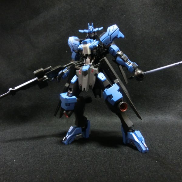 HG　ガンダムヴィダール