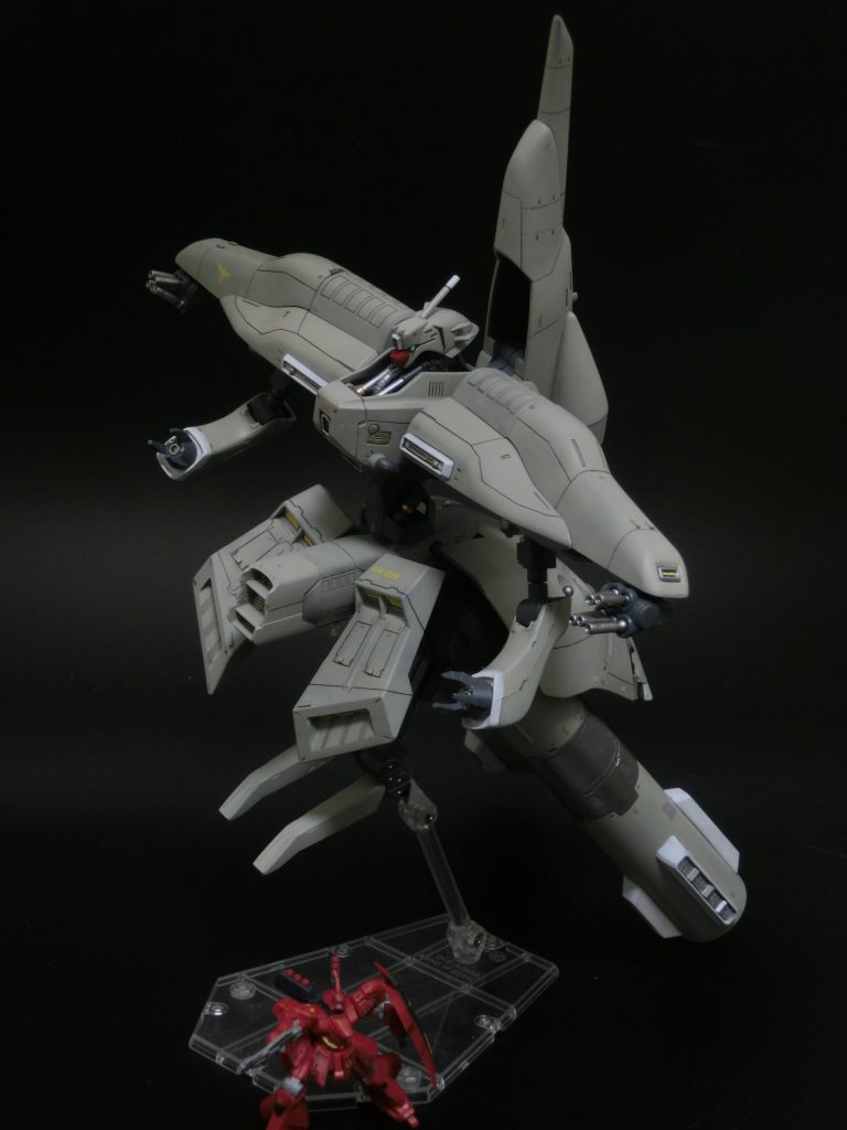αアジールに戻しました。サザビーは付属品です。ニューガンダムは紛失しました?
