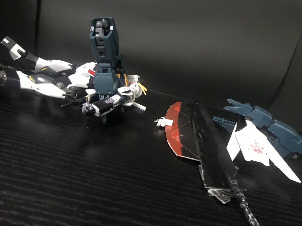 トロア緑地内………