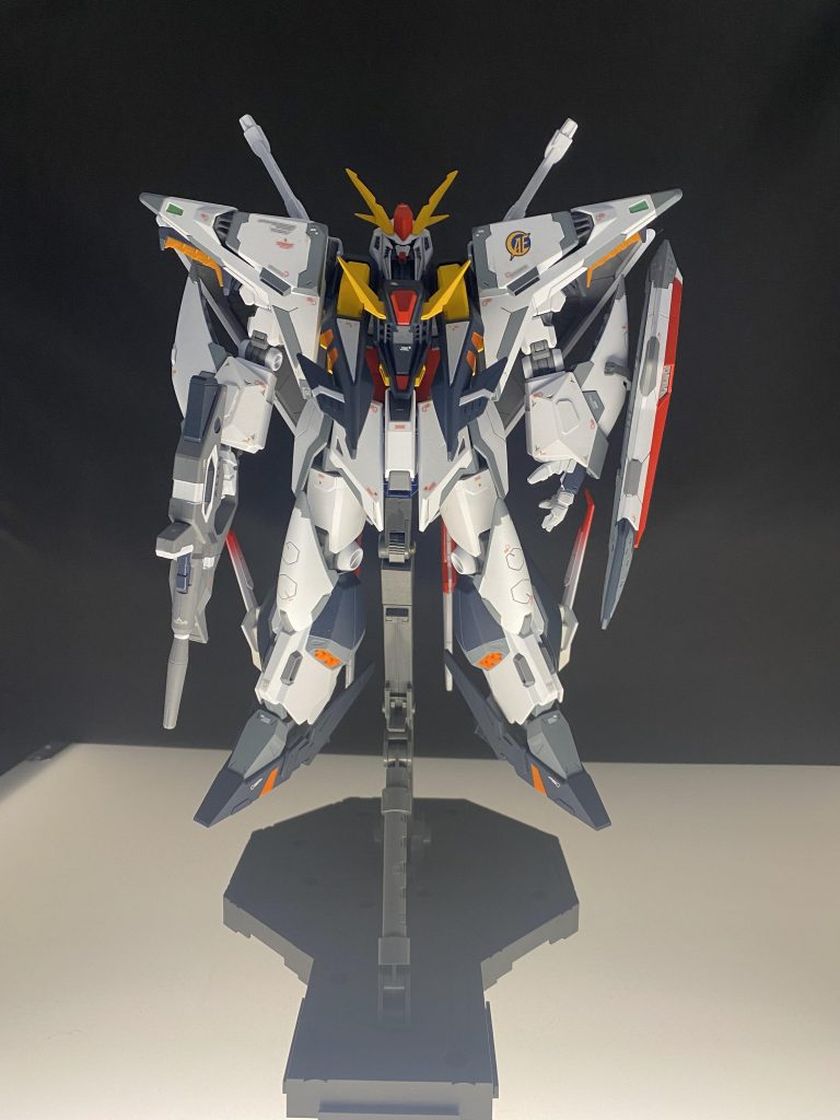 ボディカラーはνガンダムイメージのディープブルーを使用。