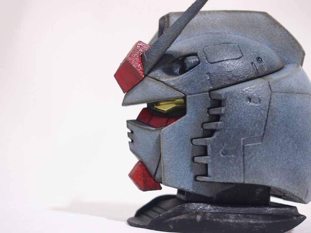 鋳造風ガンダムヘッド–3枚目/制作者：白黒魔