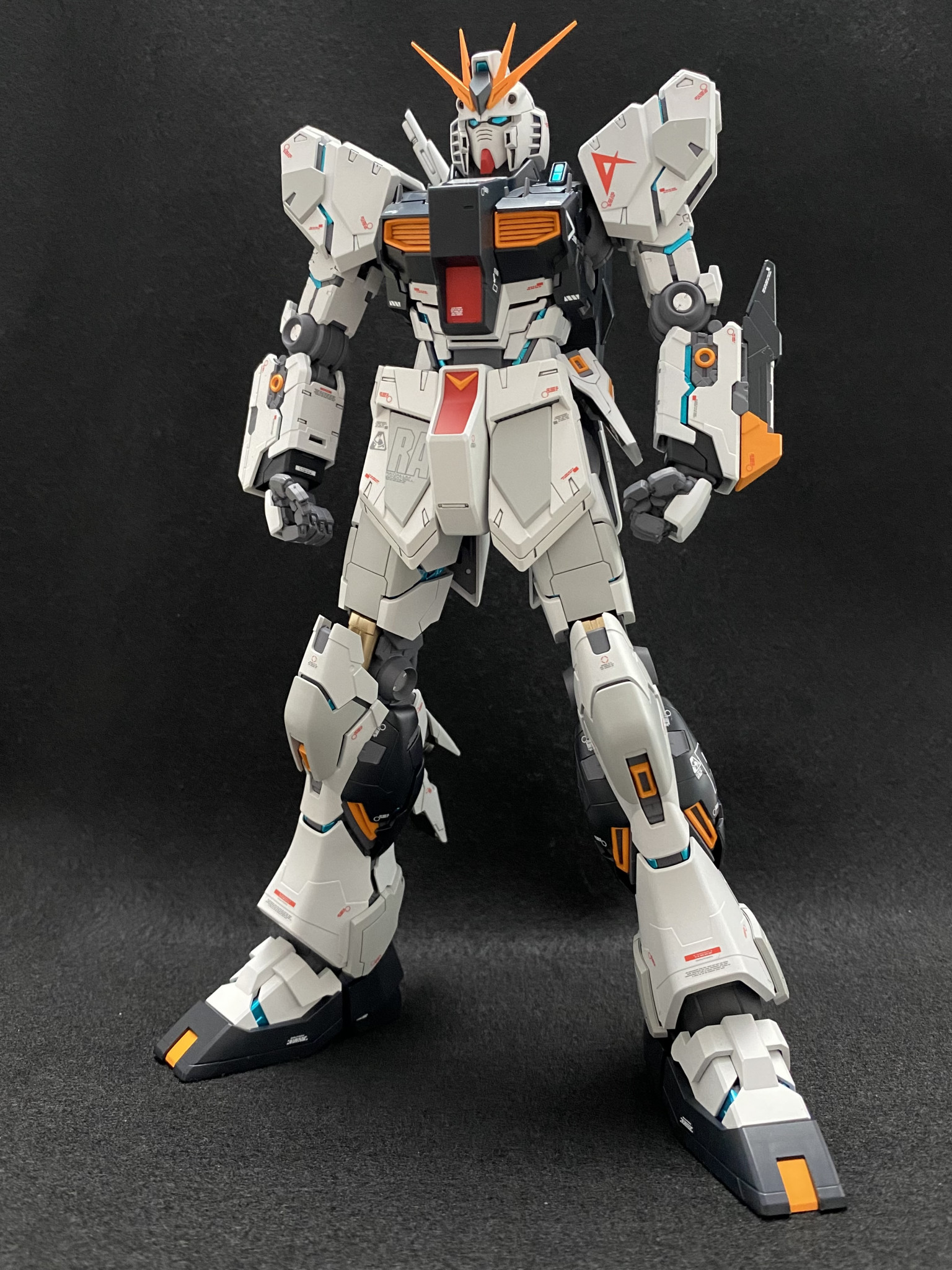 100％安い プラモデル MG Ver.Ka 大好評発売中 1/100 νガンダム