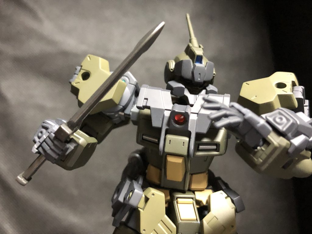 20m級用ナイフ。この時代で本機は小型としての位置付けが強く、ジェガンやギラドーガなどの対大型機用としてナイフを大型化した。