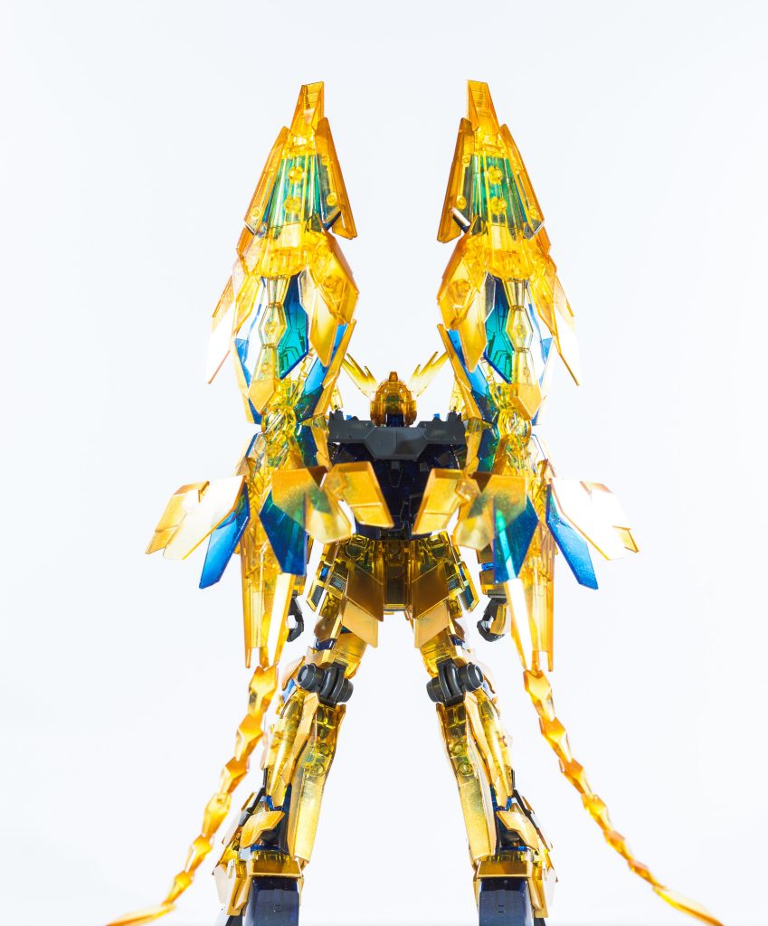 HGフェネクス–7枚目/制作者：ヨッシー