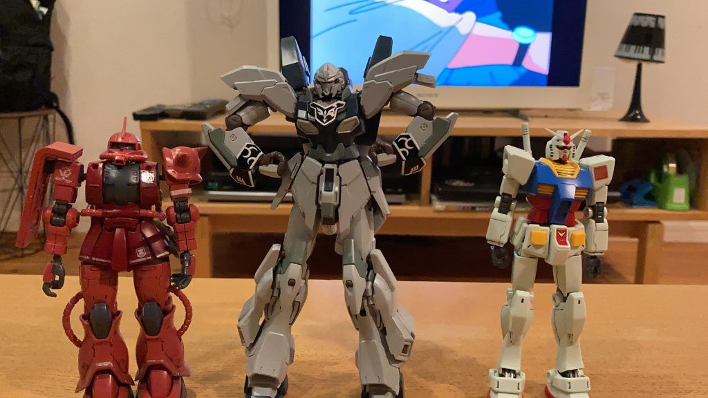 シナンジュスタイン、でかいんですよ。箱もでかいし体もでかい。おまけに重い。いやぁ、所有欲がみたされますねぇ