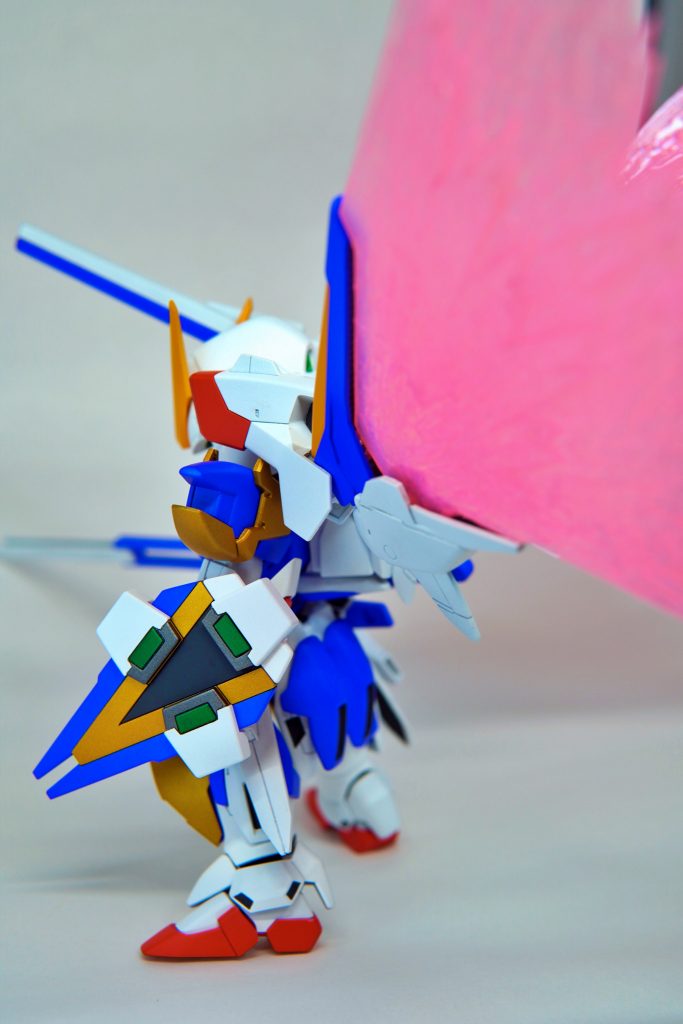 V2アサルトの盾はデザインが好きです、メタリック部分はツヤ有にしても良かったかなぁ~と思います。