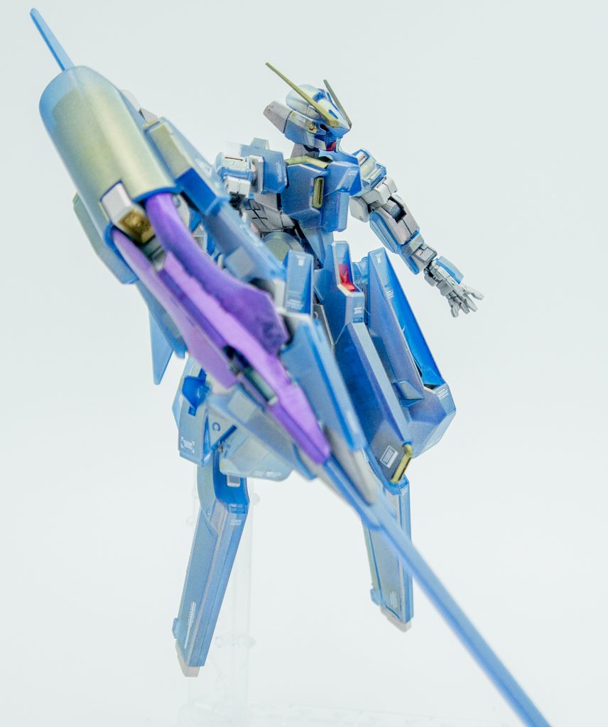 白クリアー部分はGXディープクリアブルー→クリスタルカラートパーズゴールド→EXクリアー基本フレーム部分はサーフェーサーエヴォシルバー→クリスタルカラールビーレッド→EXクリアー黄色部分はサーフェーサーエヴォガンメタ→Mr.メタルカラーダークアイアン→クリスタルカラートパーズゴールド→EXクリアーパープルクリアー部分はクリスタルカラーアメジストパープル→EXクリアーポイントの金色部分はMr.メタルカラーブラス