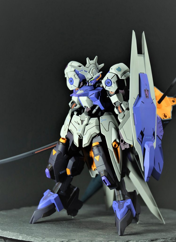 ランスとシールドをミキシングで作成。キマリストルーパーの戦闘スタイルを踏襲できるようにしています。