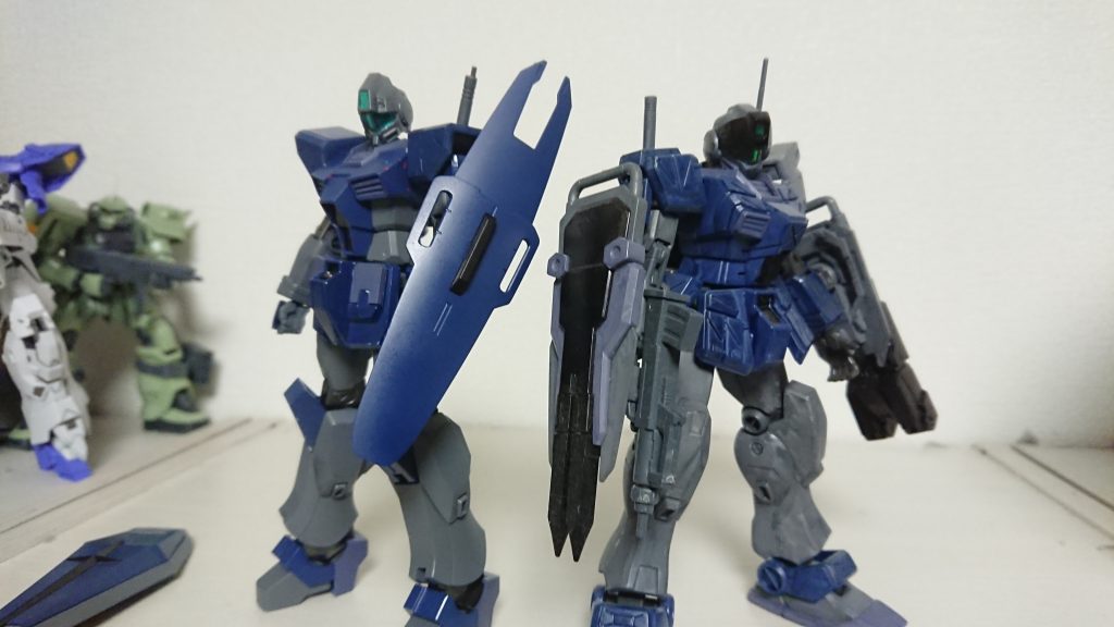 正面に並べて。ストライカーのウェアラブルアーマーも好きですけどこういうシュッとしたスタイリッシュさも好きですね。