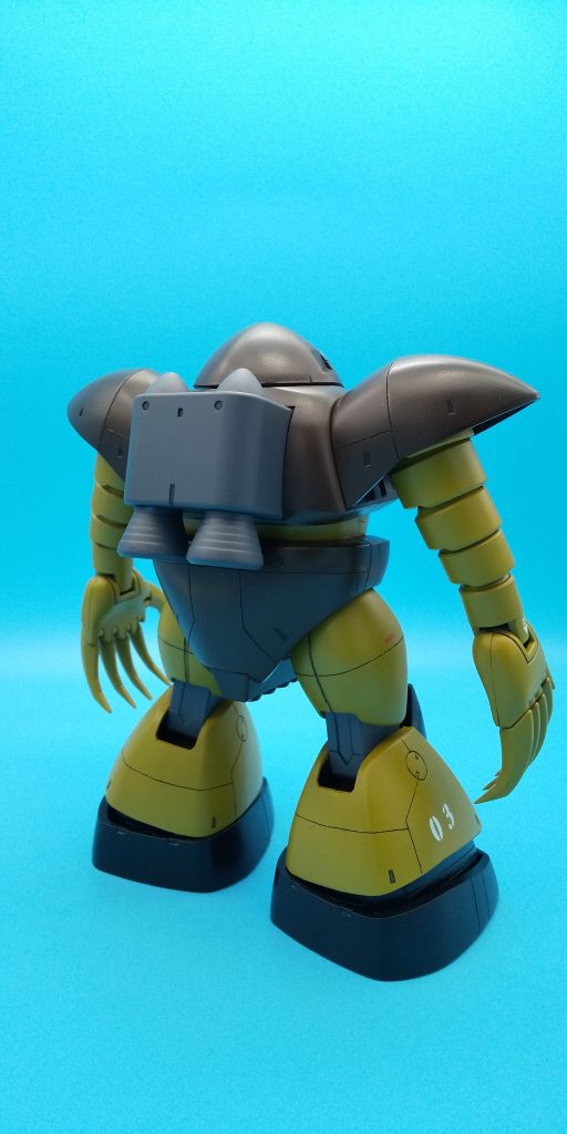 モールドはゲーム「ガンダムバトルオペレーション2」に登場するゴッグのモデルを参考に追加していきました。自分なりにアレンジした箇所もあります。