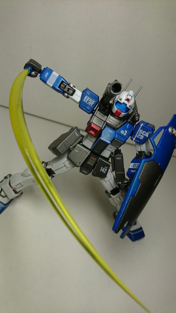 躍動感あるビームサーベルが表現できた気がします