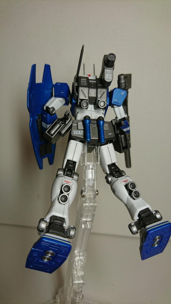 追加した兵装は・シールド・ビームサーベル×2・ビームピストル×2・アーミーナイフ