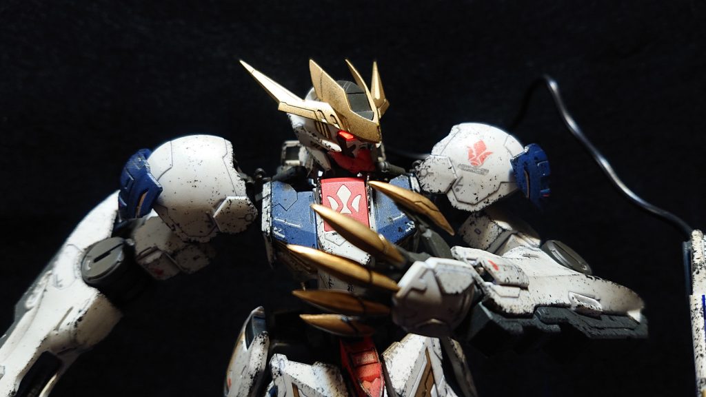 1/100 フルメカニクス バルバトスルプスレクス(ミキシング、部分塗装、電飾、ウェザリング)–9枚目/制作者:Chohnan