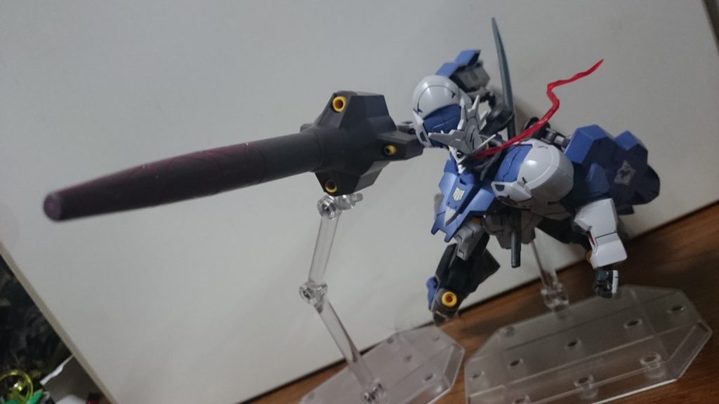 当然ながら支えなしでの保持は……(´・ω・｀)