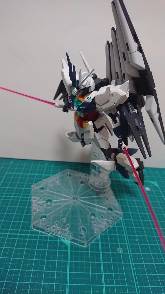 ユーラヴェンガンダム＋フェイクν–5枚目/制作者：motoyan