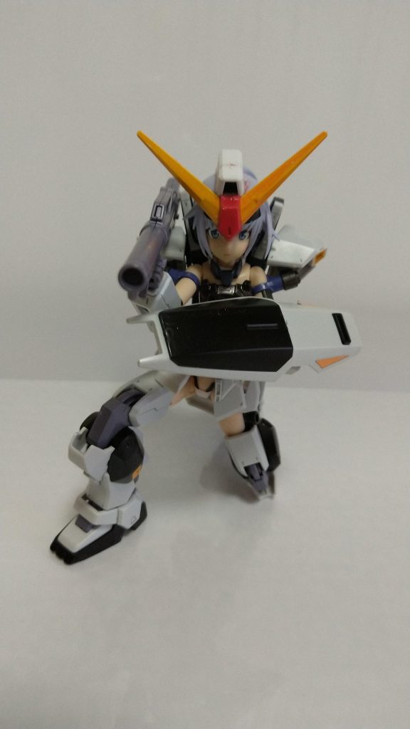 ハイパーバズーカも構えられます。でも、パンツが丸見え(ノ∀`)こっから先は作成工程の所みたいですが、そんなの無視です(゚∀゚)アヒャ撮りまくったポーズ写真を載せてみます(笑)