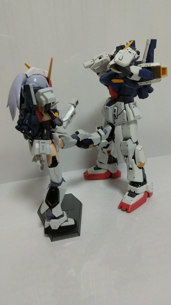 ガンダムMk-Ⅱと言えば劇場版で出た、フライングアーマーからの蹴りが有名。折角だからそれをさせてみました。「もうっ!妹のパンツを覗こうとするなんて、お兄ちゃんサイテーっ!!」「ぐわぁぁーーっ!!!」ガンダムMk-Ⅱちゃん♥の蹴りが兄の股間を襲う……!君は刻の涙を見る……。今回はこれで終わろうとおもいます。最後まで見ていただきありがとうございました!