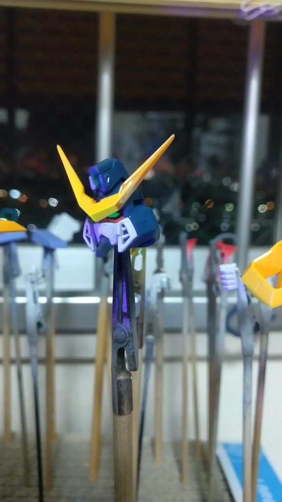 いつものように、カメラアイはブラックライトで発光します。分かりにくいかもしれませんが…。