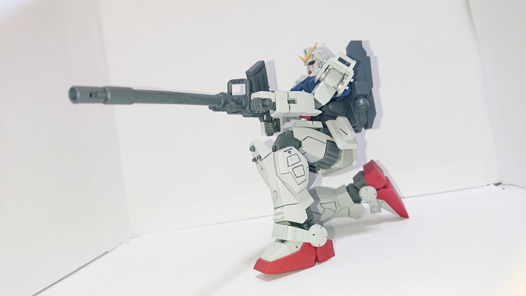 とにかく可動域が素晴らしい陸ガンwプラ板を左右対象に切るのがまだまだです。スジ彫りももっと綺麗にできるようになりたいです;
