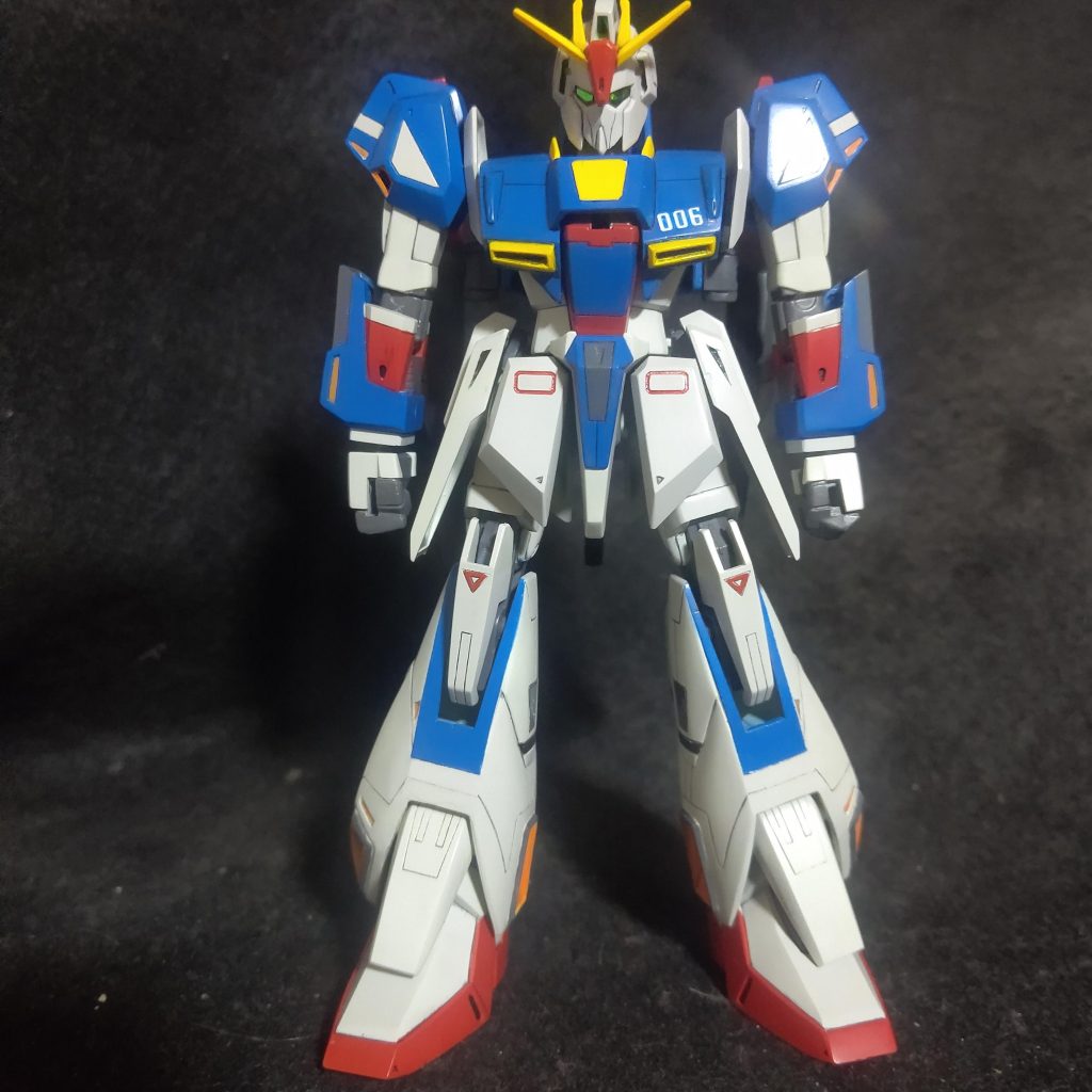 このキット  かなり昔に購入パチ組みしてまして   だがしかし 説明書のプロの作例の 写真見て  こんなんムリーと  放置してました   でも 当時の雰囲気あじわうなら  無改造でいいんじゃね？と 仕上げたしだいです